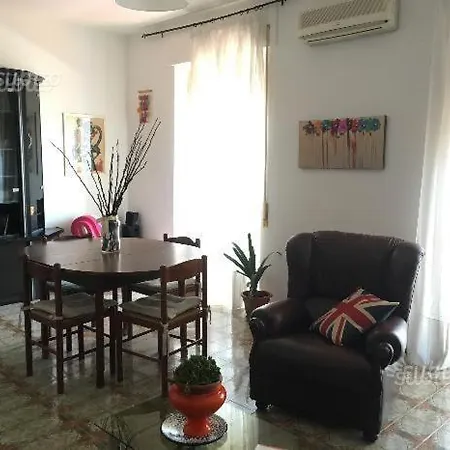 Monteclaro House *